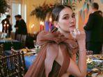 luna-maya-mengenakan-dress-cantik.jpg