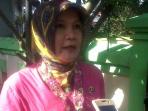 lurah-kebon-melati-winetrin_20150116_183208.jpg