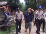 m-hatta-43-warga-aringin-selatan-kabupaten-balangan-kalsel-terpaksa_20171005_115216.jpg