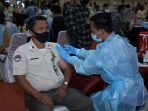 mabes-tni-laksanakan-vaksinasi-covid-19-astrazeneca_20210326_192026.jpg