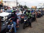 macet-di-situ-cipondoh.jpg