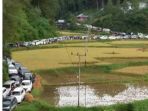 macet-parah-menuju-puncak-lolai_20170102_161048.jpg