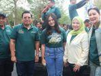 madena-tengah-saat-peluncuran-jingle-stop-boros-pangan.jpg
