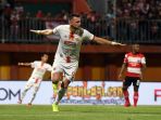 madura-united-bermain-imbang-melawan-persija-jakarta_20190816_234649.jpg