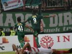 madura-united-vs-persebaya-surabaya-semifinal-piala-presiden-201_20190408_210926.jpg