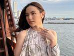 mahalini-kembali-teringat-mendiang-mama-ketika-tampil-lagi-di-panggung-indonesian-idol.jpg