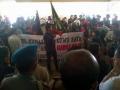 mahasiswa-asal-luwu-menggelar-unjuk-rasa-di-dprd-sulsel.jpg