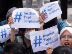 mahasiswa-itb-tolak-skema-pinjol-untuk-bayar-kuliah_20240129_190558.jpg