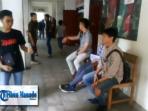 mahasiswa-manado-cukup-hadiah-pulpen-untuk-sang-pacar_20150313_200747.jpg