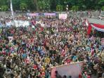 mahasiswa-ugm-demo_20160503_013543.jpg
