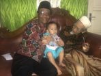 mahfud-md-dan-kiai-maimoen-zubair_20180722_070556.jpg