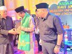 mahfud-md-warga-ponpes-sunan-drajat.jpg