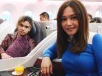 maia-estianty-dan-dul-jaelani-menuju-ke-london.jpg