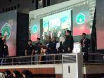 majdah-m-zain-terima-penghargaan-pencak-silat.jpg