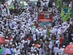 majelis-tinggi-jakarta-bersyariah-demo-di-kpk_20160412_122241.jpg