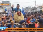 maju-pilgub-jabar-ridwan-kamil-diarak-keliling-bandung_20170319_173141.jpg