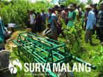 makam-di-tuban_20160401_205050.jpg