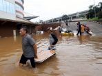 mal-cipinang-indah-terendam-banjir_20200101_195623.jpg