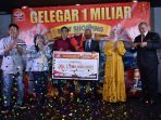 malam-anugerah-easy-shopping-hadiah-1-miliar_20210107_132108.jpg
