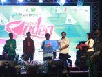 malam-pelepasan-sandeq-dilaksanakan-di-pantai-manakarra.jpg