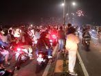 malam-pergantian-tahun-di-jakarta_20220101_130847.jpg