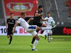malick-thiaw-kiri-dan-gelandang-leverkusen-asal-jerman-kerem-demirbay.jpg