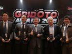 management-pt-yimm-hadir-dalam-seremonial-gridoto-award-2018.jpg