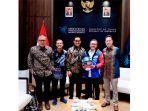 manajemen-mandalika-racing-teamyang-diwakilkan-doni-tata-pradita.jpg