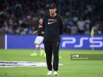 manajer-liverpool-asal-jerman-jurgen-klopp-melihat-sebelum-lawan-napoli.jpg