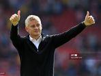 manajer-manchester-united-asal-norwegia-ole-gunnar-solskjaer-memberi-isyarat.jpg