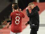 manajer-manchester-united-norwegia-ole-gunnar-solskjaer-kanan-berbicara-dengan-juan-mata.jpg