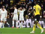 manchester-city-inggris-raheem-sterling-tengah.jpg