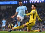 manchester-city-raheem-sterling-vs-tottenham-hotspur-hugo-lloris_20171217_162119.jpg