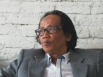 mandra-naih-jadi-pembicara-tantangan-budaya-betawi_20160314_162446.jpg
