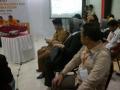 mantan-gubernur-sulsel-hm-amin-syam-mengantar-apiaty-mendaftar-di-kpu-makassar.jpg