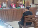 mantan-kabasarnas-henri-alfiandi-saat-bersaksi-dalam-kasus-suap.jpg