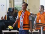 mantan-ketua-dprd-malang-jalani-pemeriksaan-lanjutan_20171220_162147.jpg