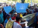 mantan-keuchik-nagan-raya-demo.jpg