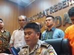 mantan-manajer-keuangan-abu-tours-jadi-tersangka_1_20180420_140724.jpg