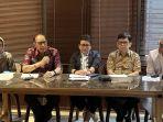 mantan-menteri-luar-negeri-menlu-dan-utusan-khusus-presiden-oki-alwi-shihab.jpg