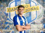 mantan-pemain-real-madrid-pepe-tandatangani-kontrak-dengan-fc-porto.jpg