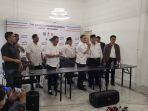 mantan-pendiri-pengurus-demokrat-dipimpin-mohammad-sukri-deklarasi-dukung-capres-anies-baswedan-amin.jpg