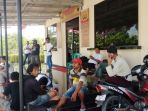 mapolsek-kpl-banjarmasin-ramai-diserbu-sejumlah-sopir-truk-angkutan_20180805_124724.jpg