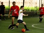 marc-marquez-dan-pedrosa-bermain-futsal-di-jakarta_20160213_202630.jpg