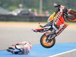 marc-marquez-terlempar-dari-motornya.jpg