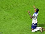 marcus-rashford-ketika-mencetak-gol-di-laga-inggris-vs-wales.jpg