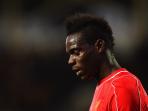 mario-balotelli-sampinggg_20150528_201352.jpg