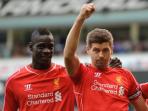 mario-balotelli-steven-gerrard_20141105_015525.jpg