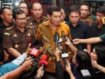 maroef-sjamsoedin-diperiksa-kejagung-selama-10-jam_20151208_213750.jpg