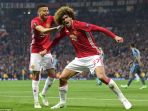marouane-fellaini-jesse-lingard_20170512_072516.jpg